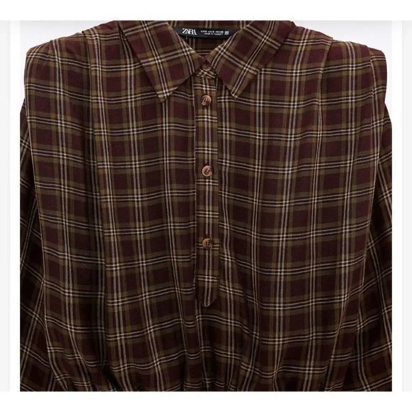 - Zara PLAID SHOULDER PAD BLOUSE - Picture 4 of 9